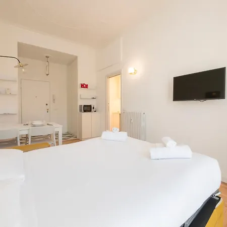Homelovers Pretty Porta Venezia District Mm1 Apartment *